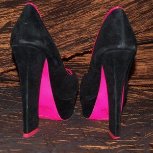 Black Velvet HEELS Thick SIZE7 1/2 BY SHIEHN USED FOR PHOTO SHOOT